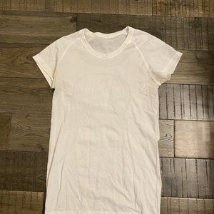 Lululemon Tee shirt